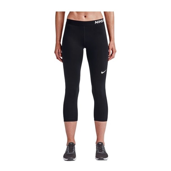 nike pro leggings cropped